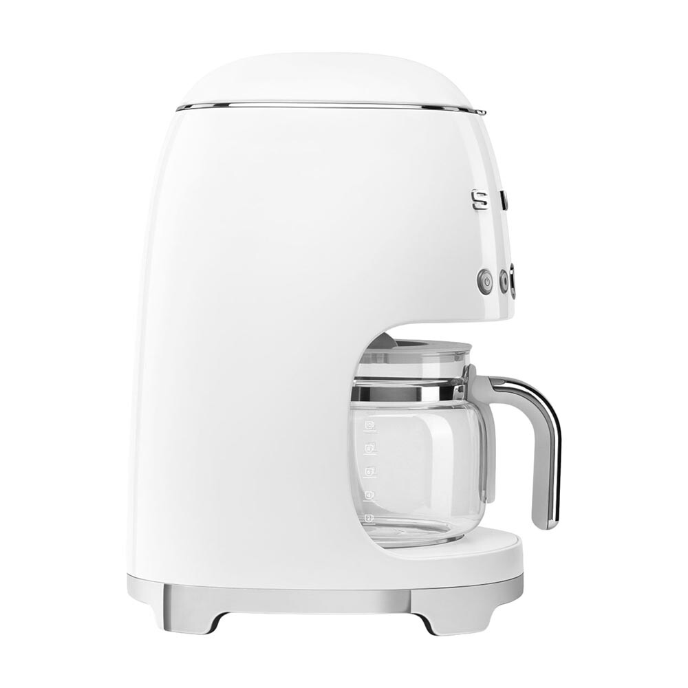 картинка Кофеварка капельная Smeg DCF02, белый от магазина Одежда+