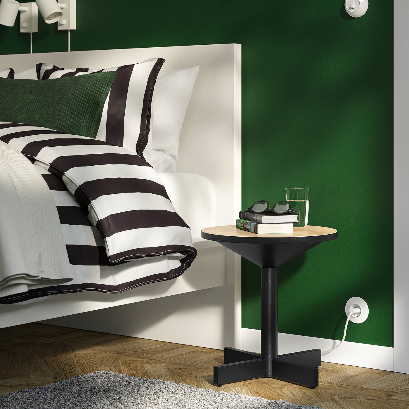 картинка Кофейный столик, сосновый шпон/черный IKEA Grimsarbo от магазина Одежда+