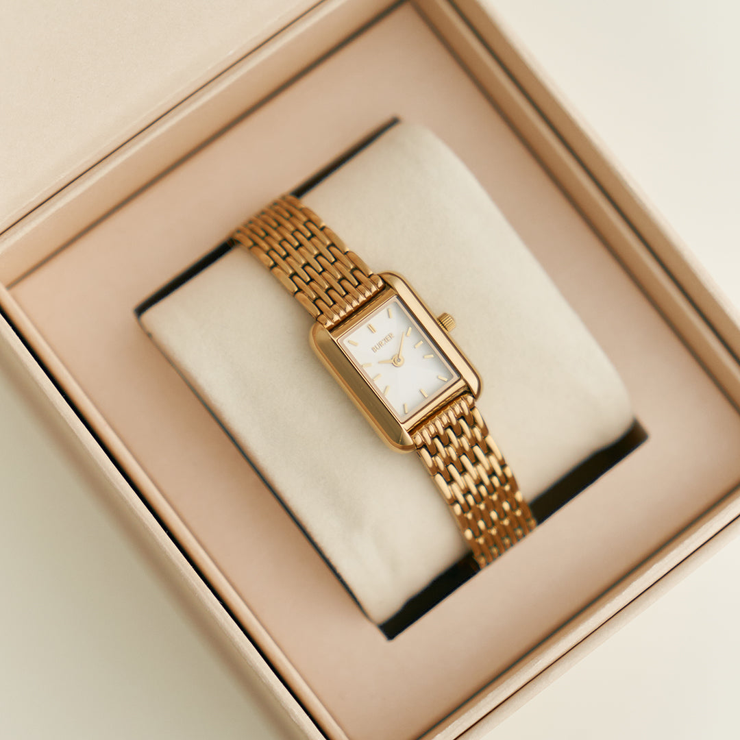 картинка Olivia Petite Gold White от магазина Одежда+