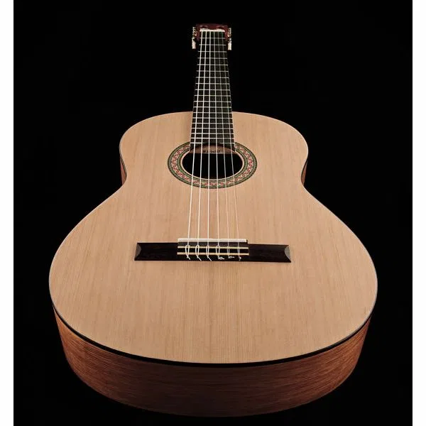 картинка Акустическая гитара Yamaha C40M, Natural от магазина Одежда+