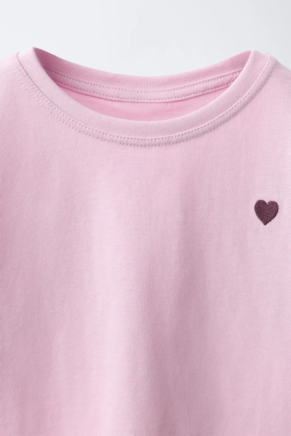 картинка Футболка с вышитым сердечком ZARA, Pink от магазина Одежда+