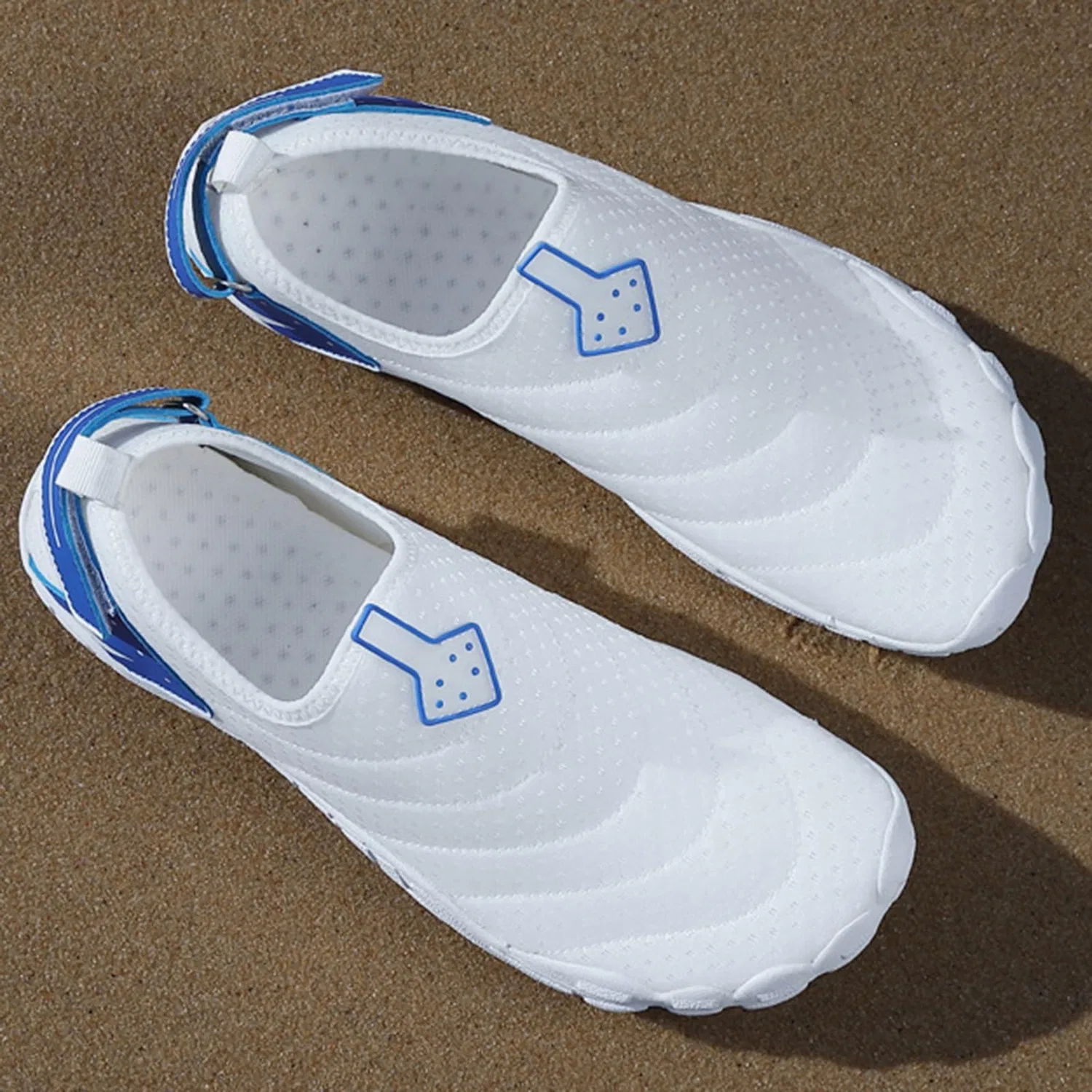 картинка Женские водные туфли Unisex Barefoot Shoes, White от магазина Одежда+