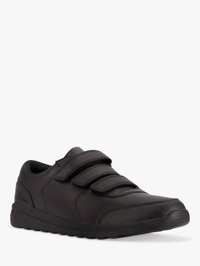 картинка Школьные туфли Clarks Daze Step 2, кожаные, черные от магазина Одежда+