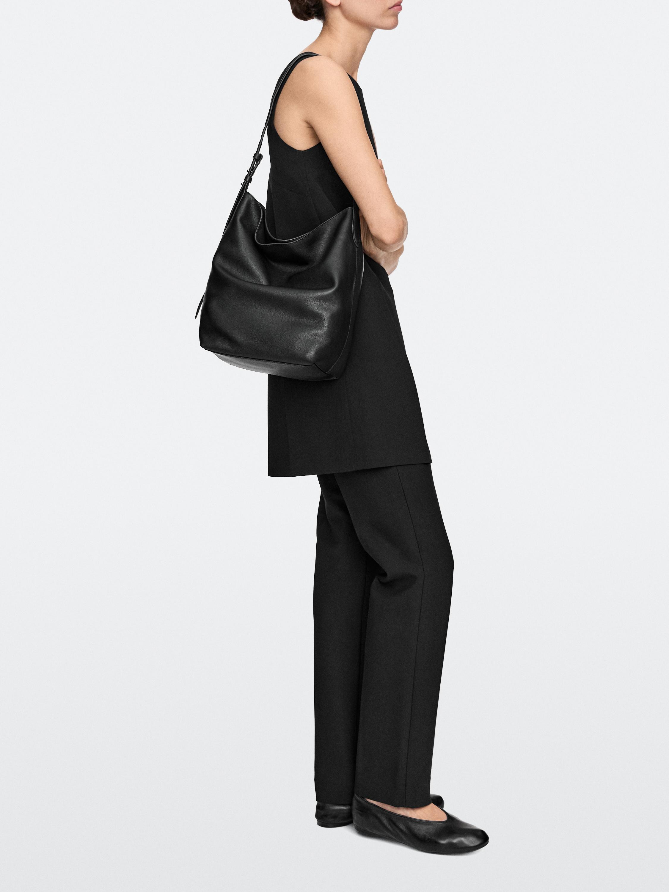 картинка Сумка Massimo Dutti Nappa Leather Bucket, Black от магазина Одежда+