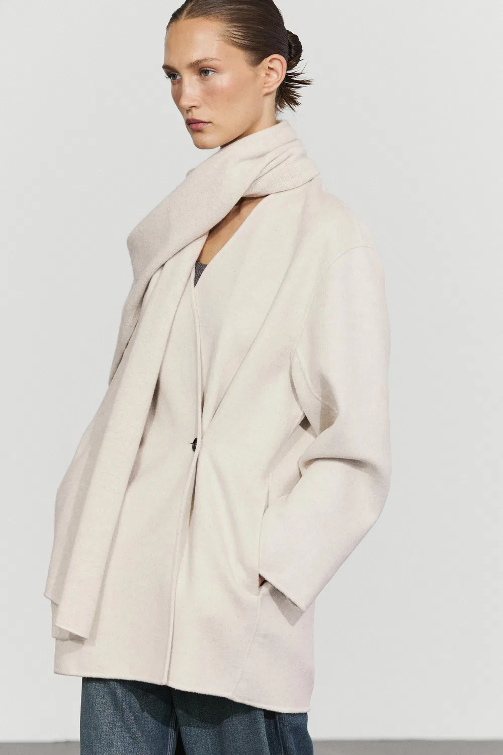 картинка Пальто Massimo Dutti Wool-blend With Scarf Detail, бежевый от магазина Одежда+