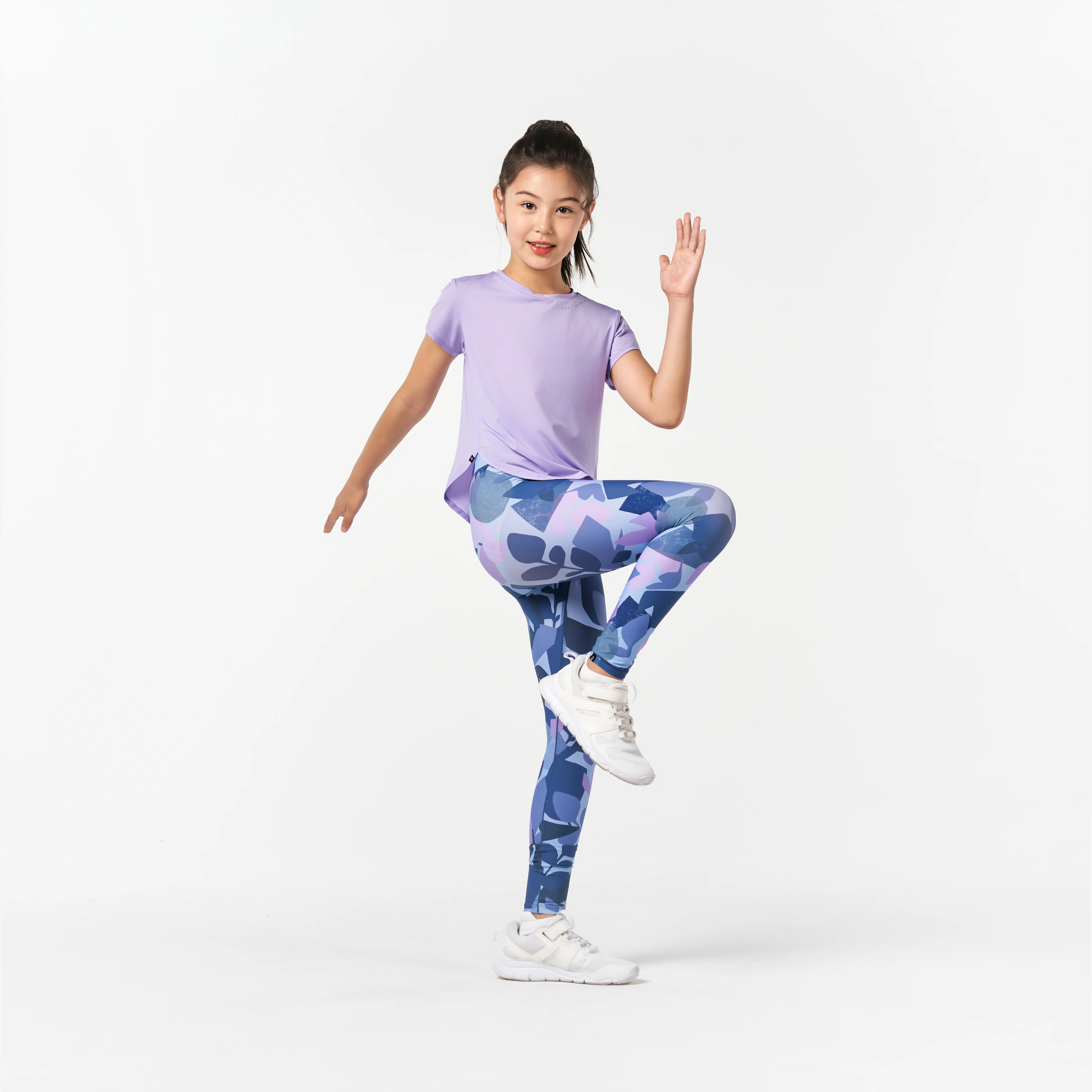 картинка Женская футболка для фитнеса S900 Decathlon от магазина Одежда+