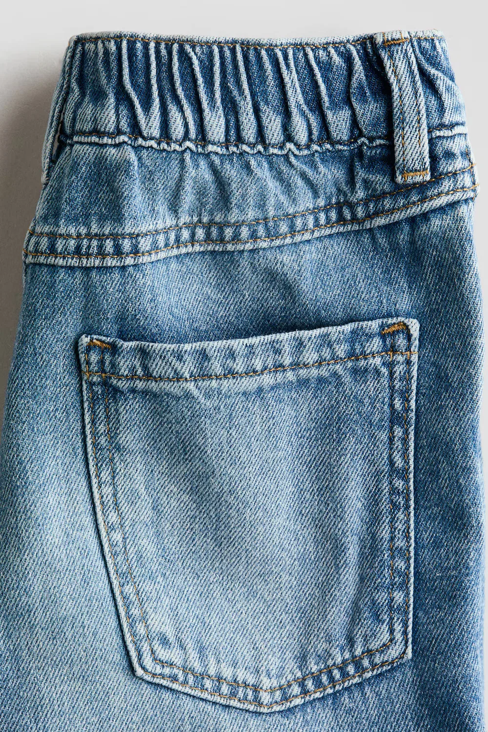 картинка Джинсовые шорты свободного кроя H&M, Helles Denimblau от магазина Одежда+