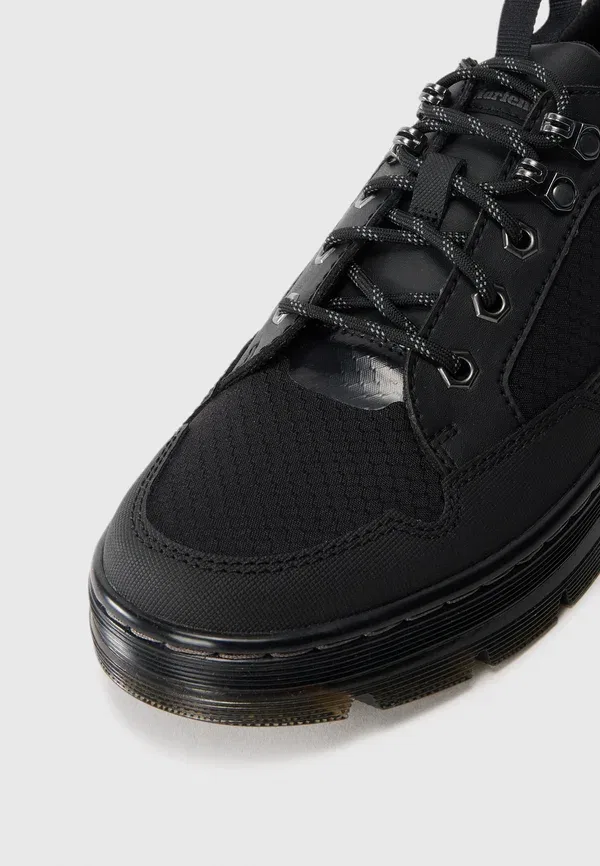 картинка Ботинки Dr. Martens Reeder mk lace ups, текстильные, черные от магазина Одежда+