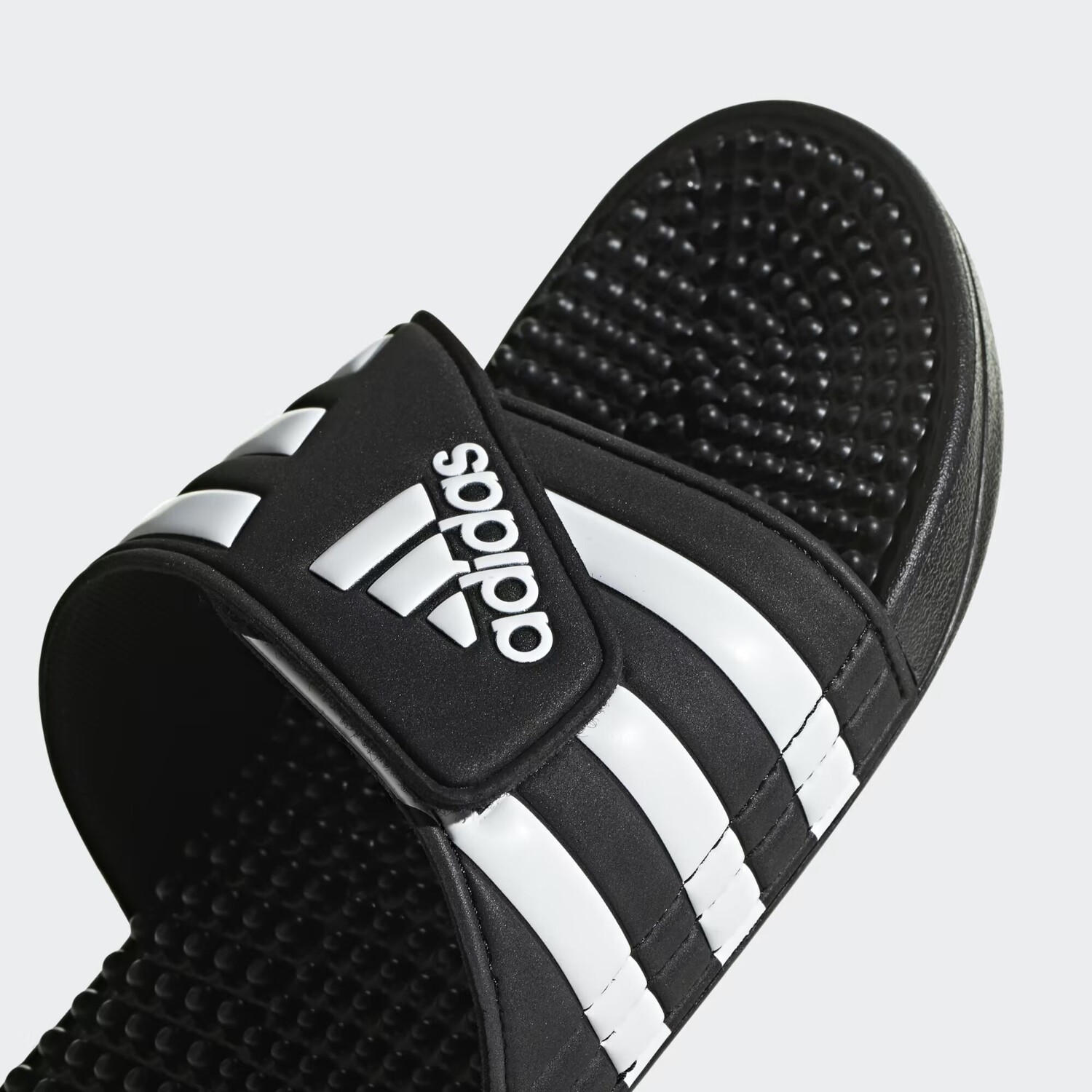 картинка Шлепанцы adidas Adissage от магазина Одежда+