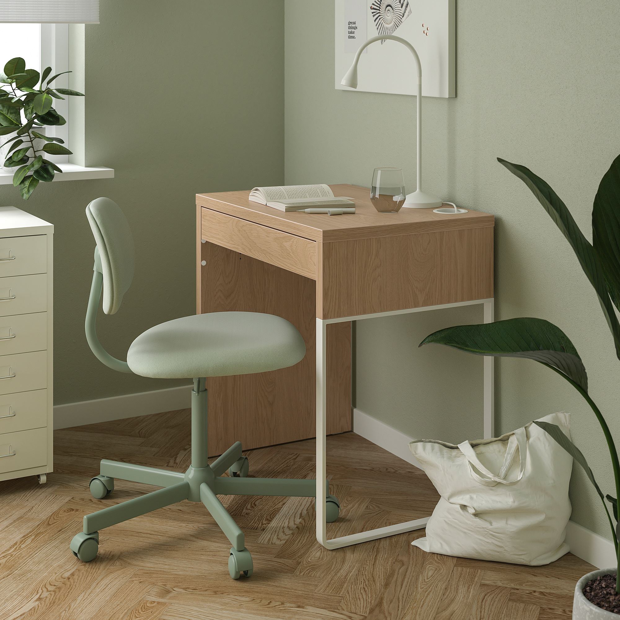 картинка Письменный стол IKEA MICKE, 73x50 см, беленый дуб от магазина Одежда+