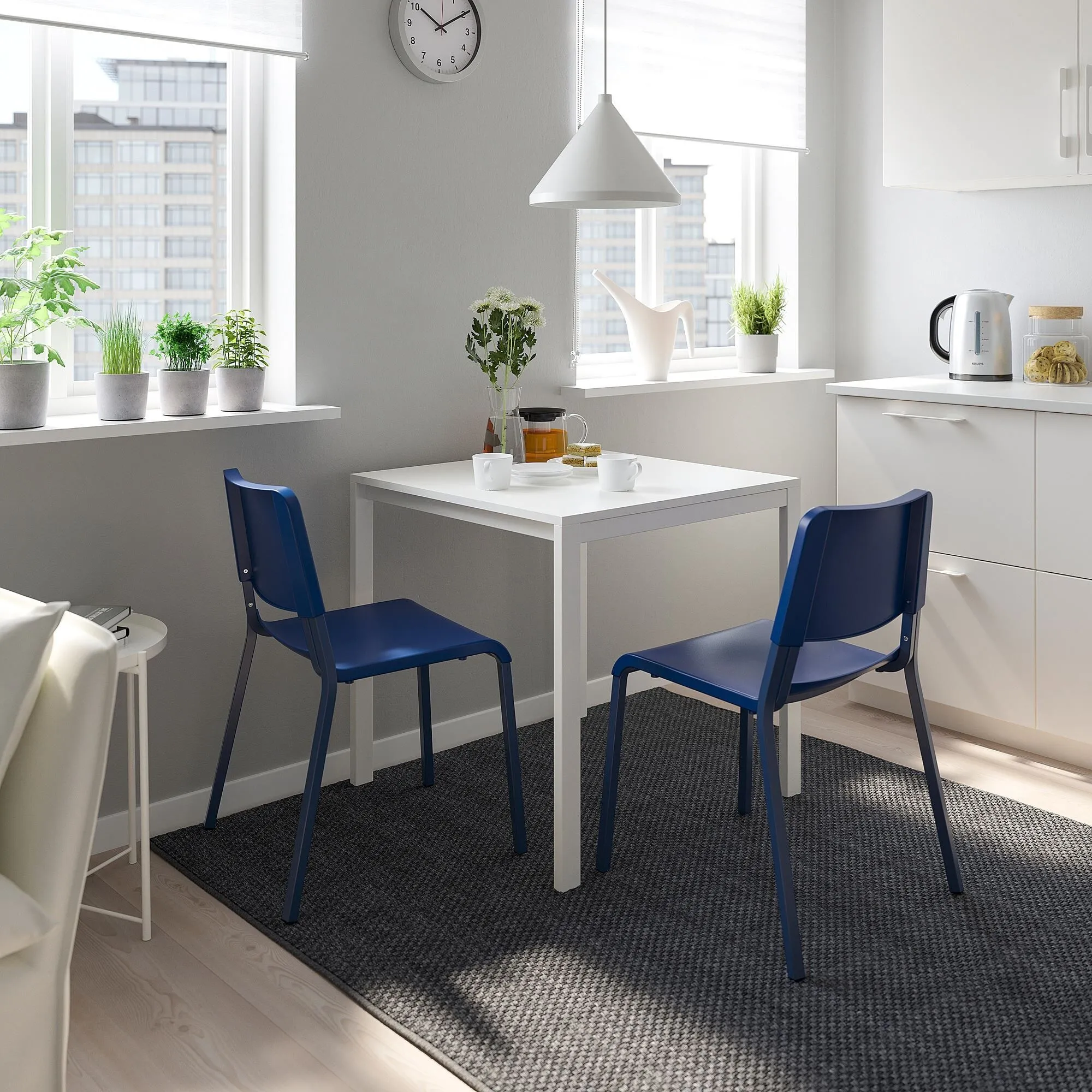 картинка Пластиковый стул, синий TEODORES IKEA от магазина Одежда+