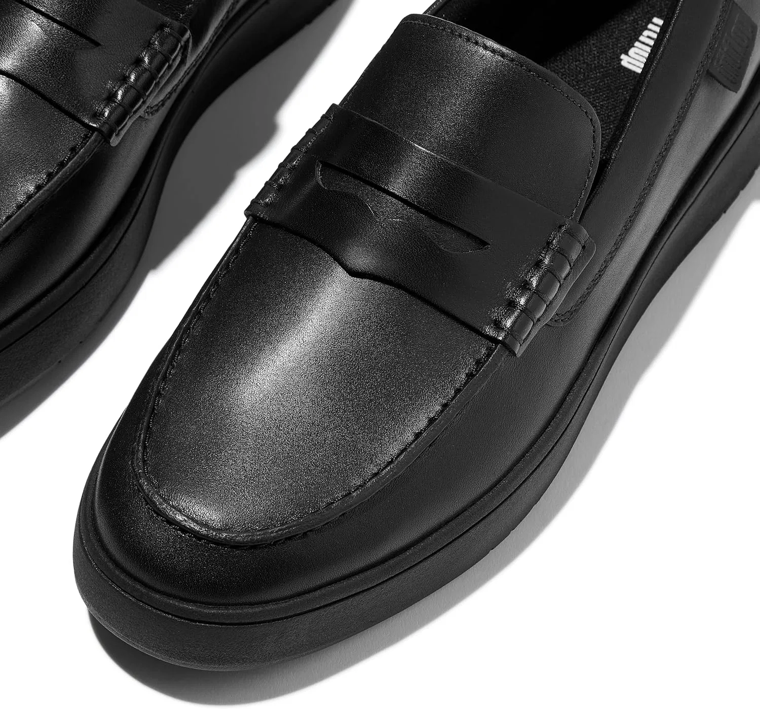 картинка Мужские кожаные лоферы Fitflop Rally, Black от магазина Одежда+