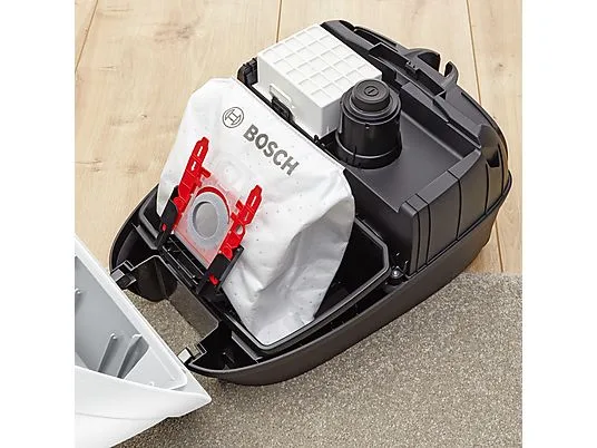 картинка Пылесос Bosch BGL6TSIL 700W, белый / черный от магазина Одежда+