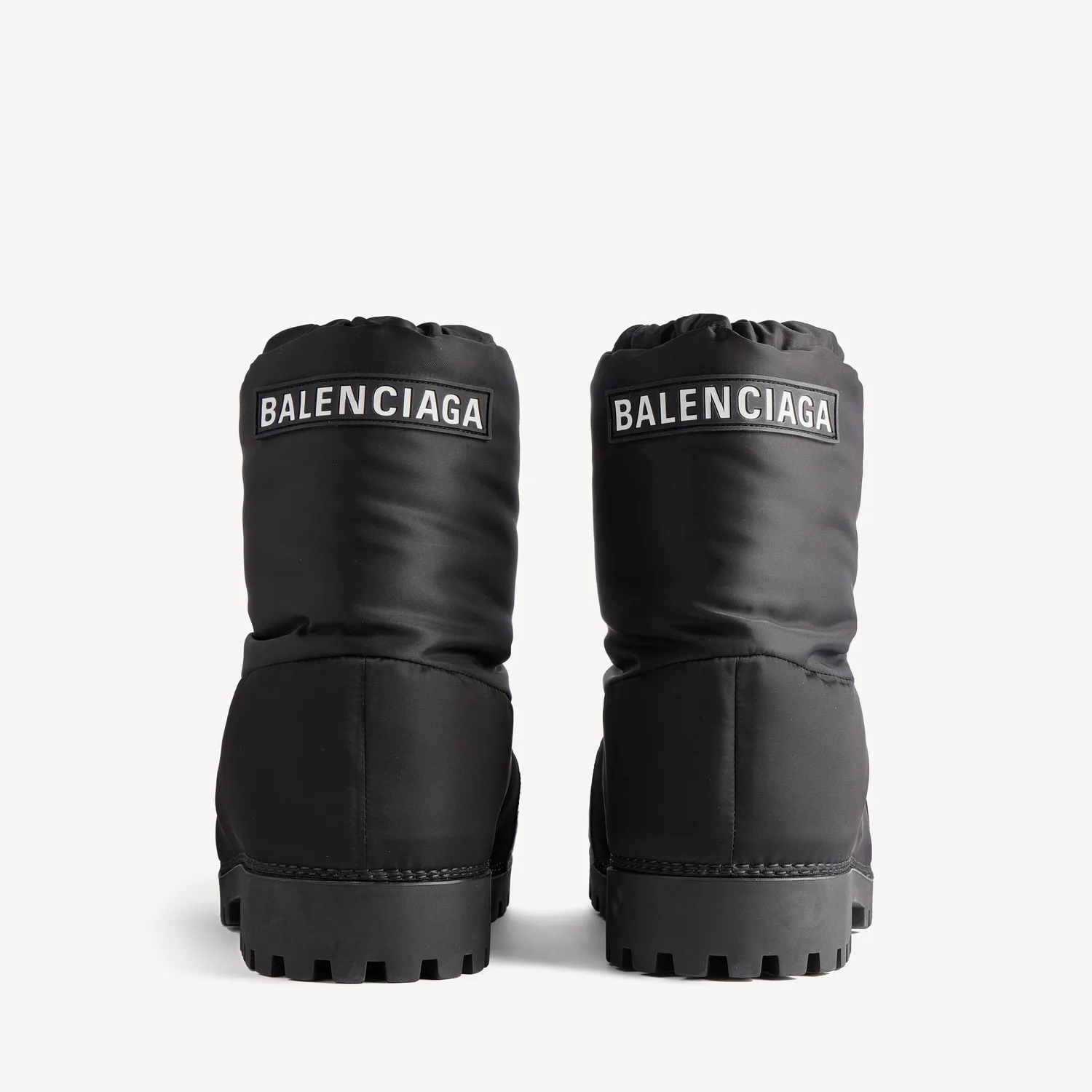 картинка BALENCIAGA Мужские ботинки Alaska черного цвета от магазина Одежда+