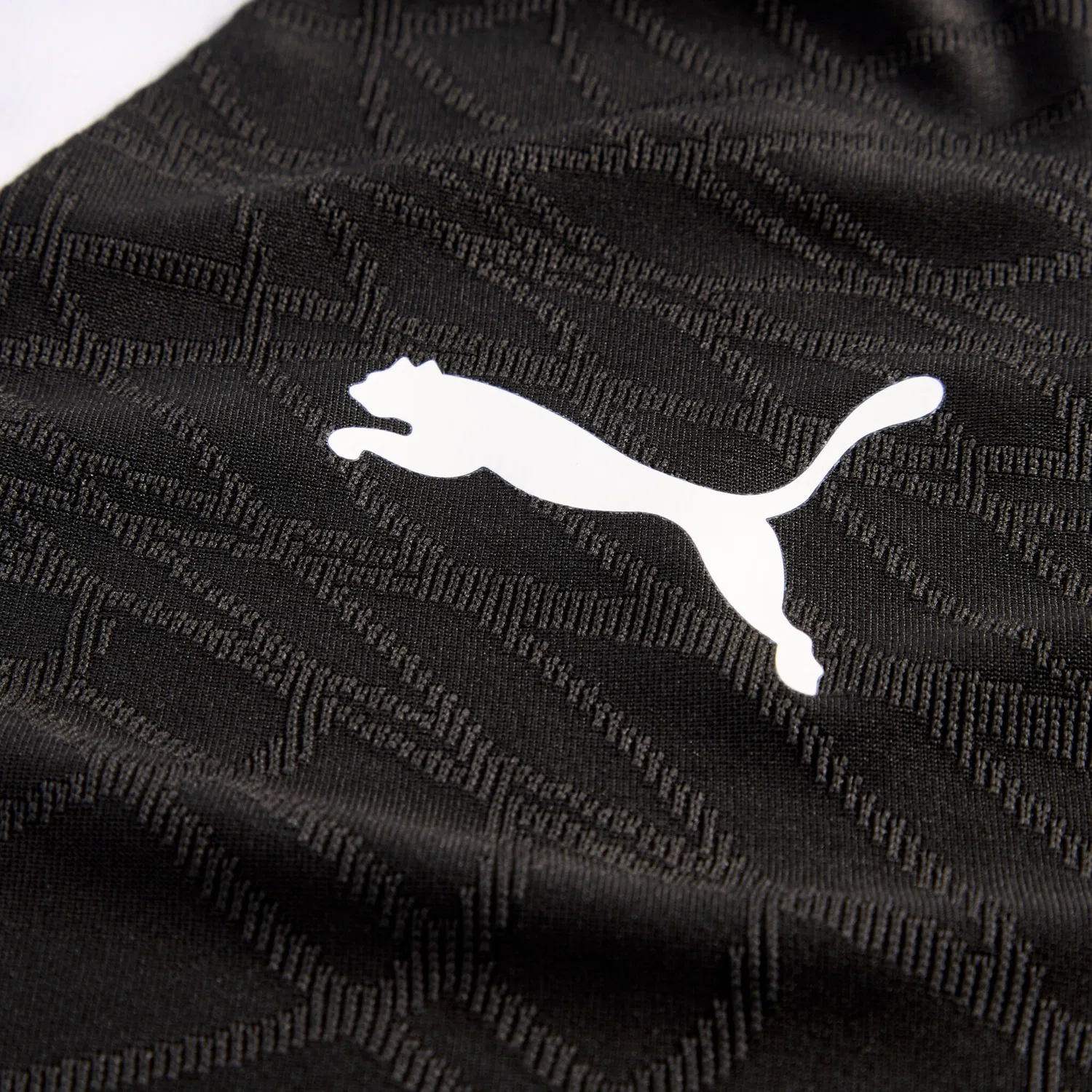 картинка Мужской футбольный тренировочный топ PUMA, Black/White от магазина Одежда+