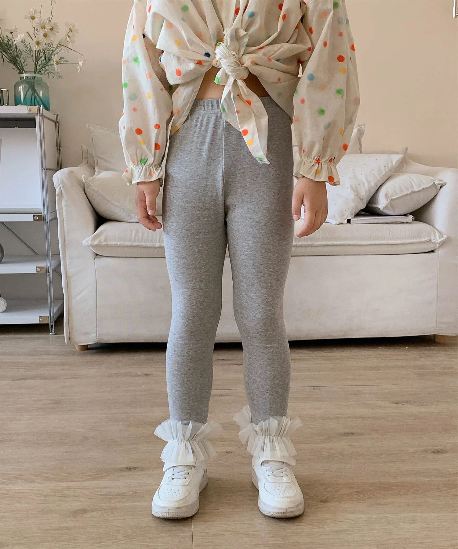 картинка Узкие леггинсы с тюлевой оборкой Aimoha Kids, gray от магазина Одежда+