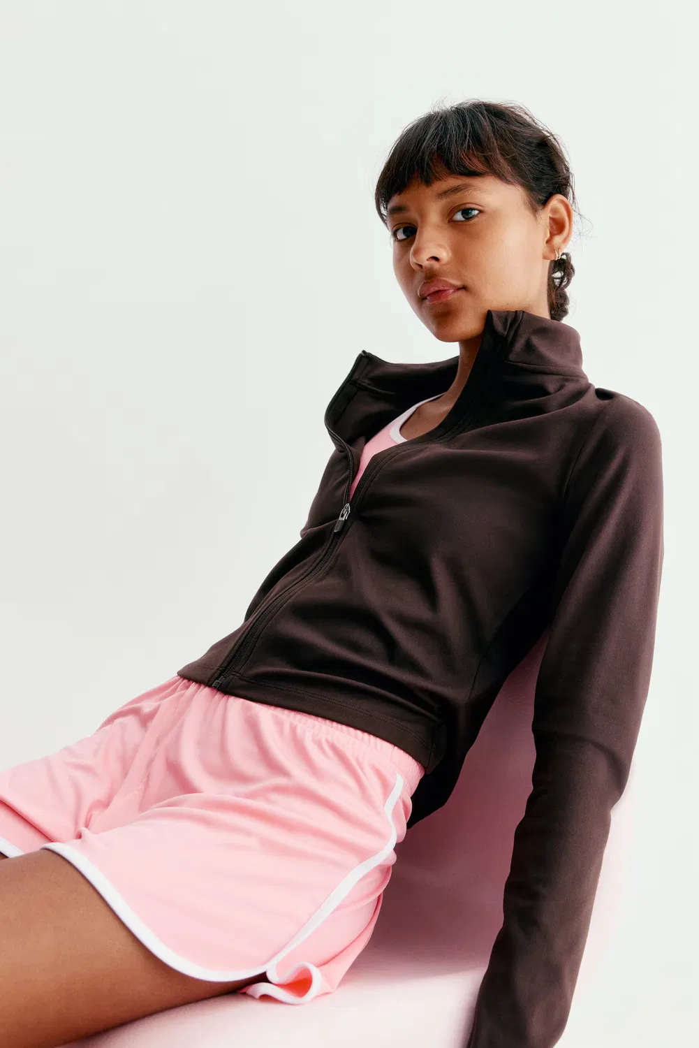 картинка Спортивные шорты H&M, Bubblegum-Rosa от магазина Одежда+
