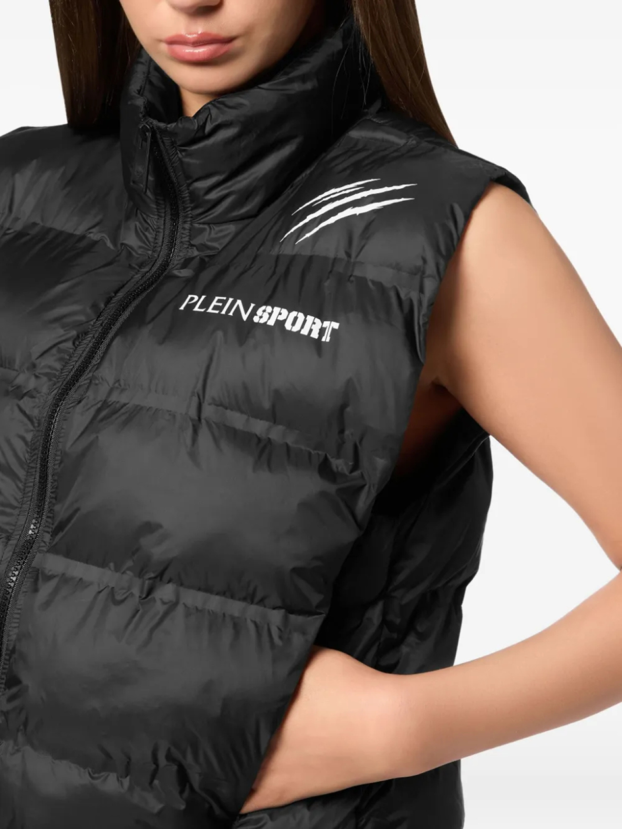 картинка Жилет Plein Sport Lightweight Padded Scratch, черный от магазина Одежда+