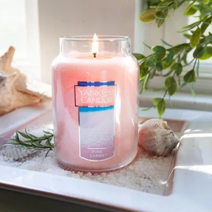 картинка Ароматическая свеча Pink Sands Yankee Candle, 625 мл от магазина Одежда+