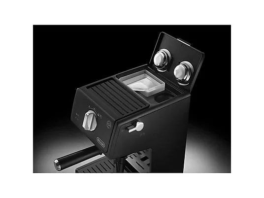 картинка Рожковая кофеварка DeLonghi ECP 31.21, черный / серебристый от магазина Одежда+