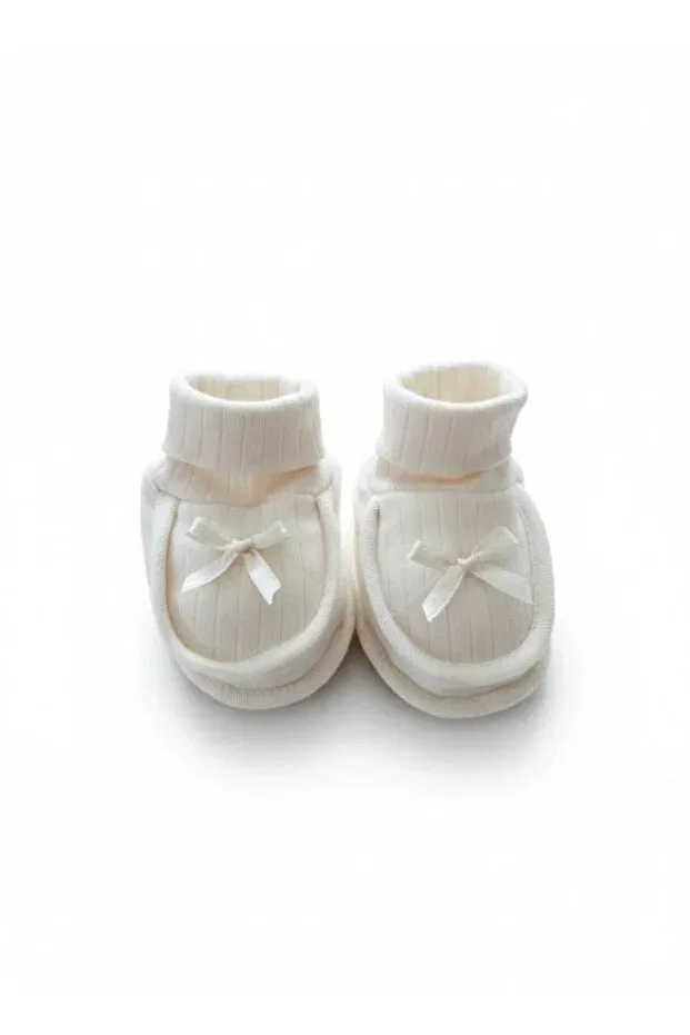 картинка Детские пинетки для новорожденных хлопковые Tiasis, Beige от магазина Одежда+