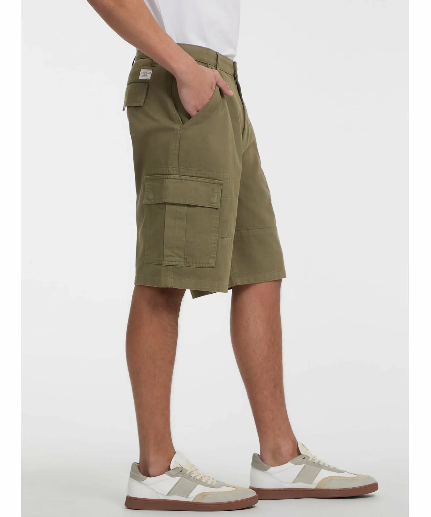 картинка Шорты-чиносы карго (размер M) Guess Jeans, Khaki (G8EV) от магазина Одежда+