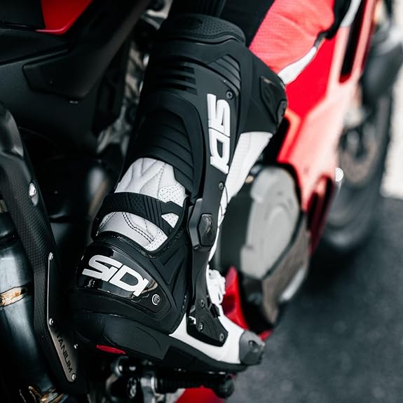 картинка Спортивные мотоботы Sidi Rex Air, черный/белый от магазина Одежда+