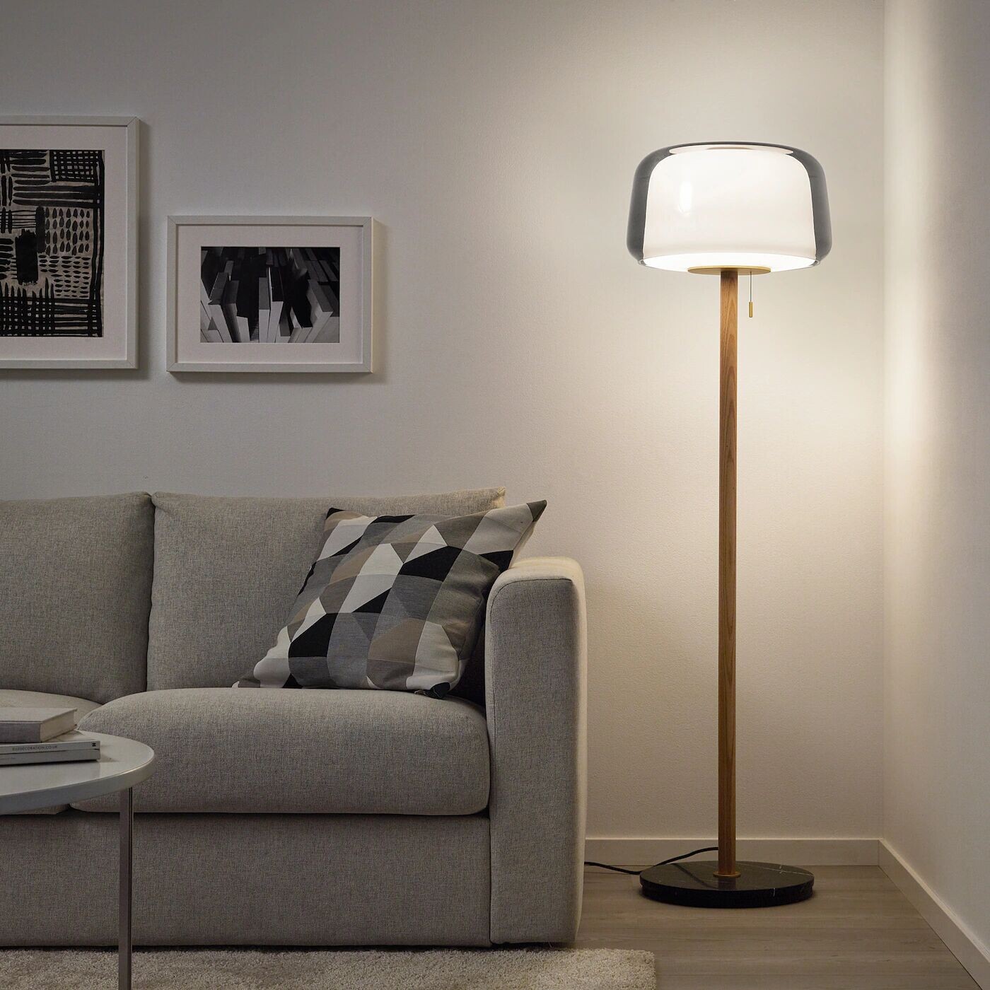 картинка Торшер IKEA Evedal, мрамор/серый от магазина Одежда+