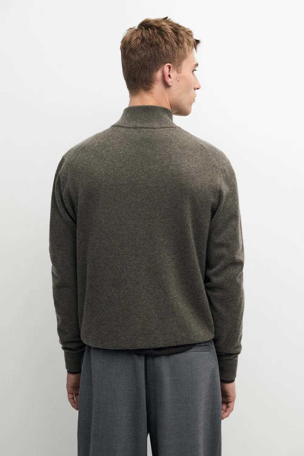 картинка Кардиган Massimo Dutti 100% Cashmere Zip-Up Knit, зеленоватый от магазина Одежда+