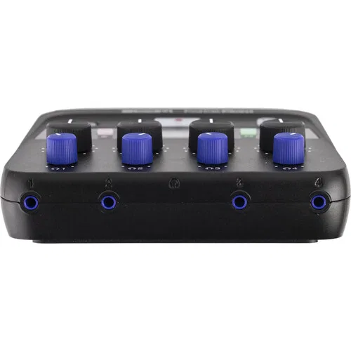 картинка Портативный многоканальный рекордер подкастов Zoom PodTrak P4next от магазина Одежда+