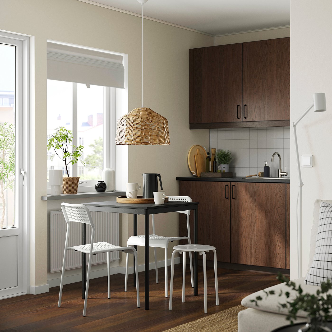 картинка Стул Ikea Sandsberg, белый от магазина Одежда+