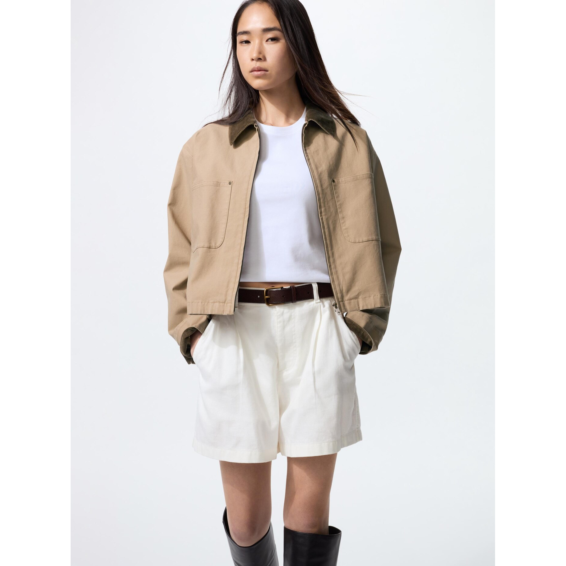 картинка Женская куртка-рубашка Uniqlo, бежевая от магазина Одежда+