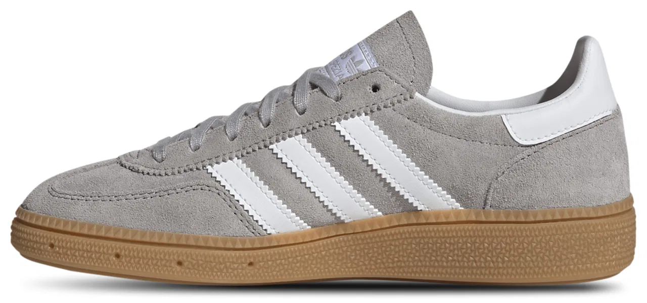картинка Кроссовки для мальчиков Handball Spezial Adidas, цвет White/Gum/Grey от магазина Одежда+