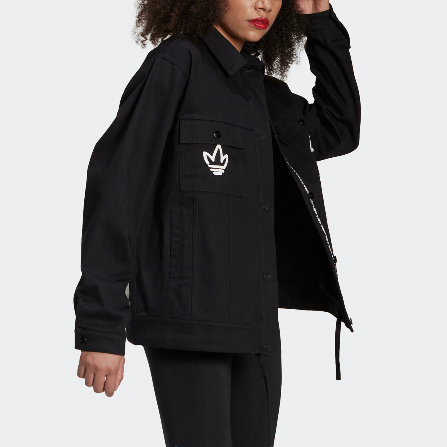 картинка Женская джинсовая куртка Adidas Originals, цвет Black от магазина Одежда+