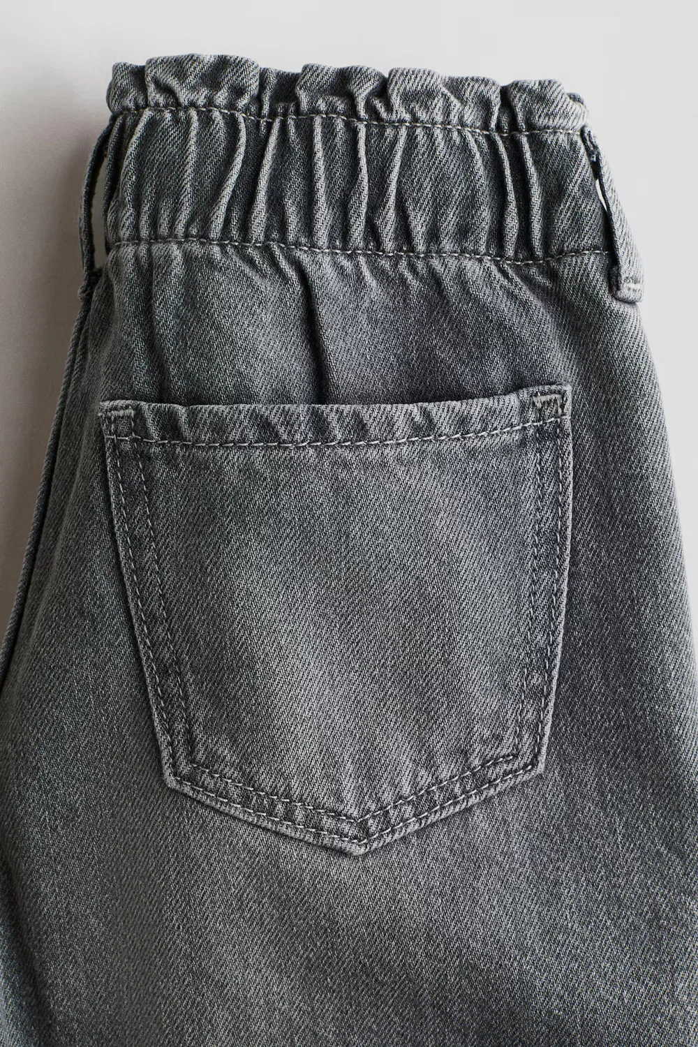 картинка Джинсы с широкими штанинами и поясом-кулиской H&M, Denimgrau от магазина Одежда+
