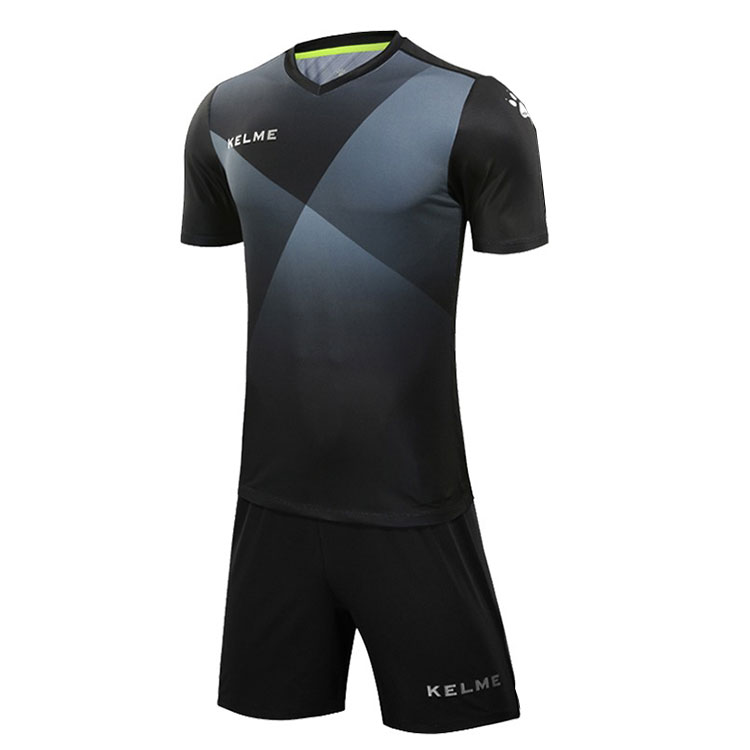 картинка Футбольная форма мужская KELME, серебро от магазина Одежда+
