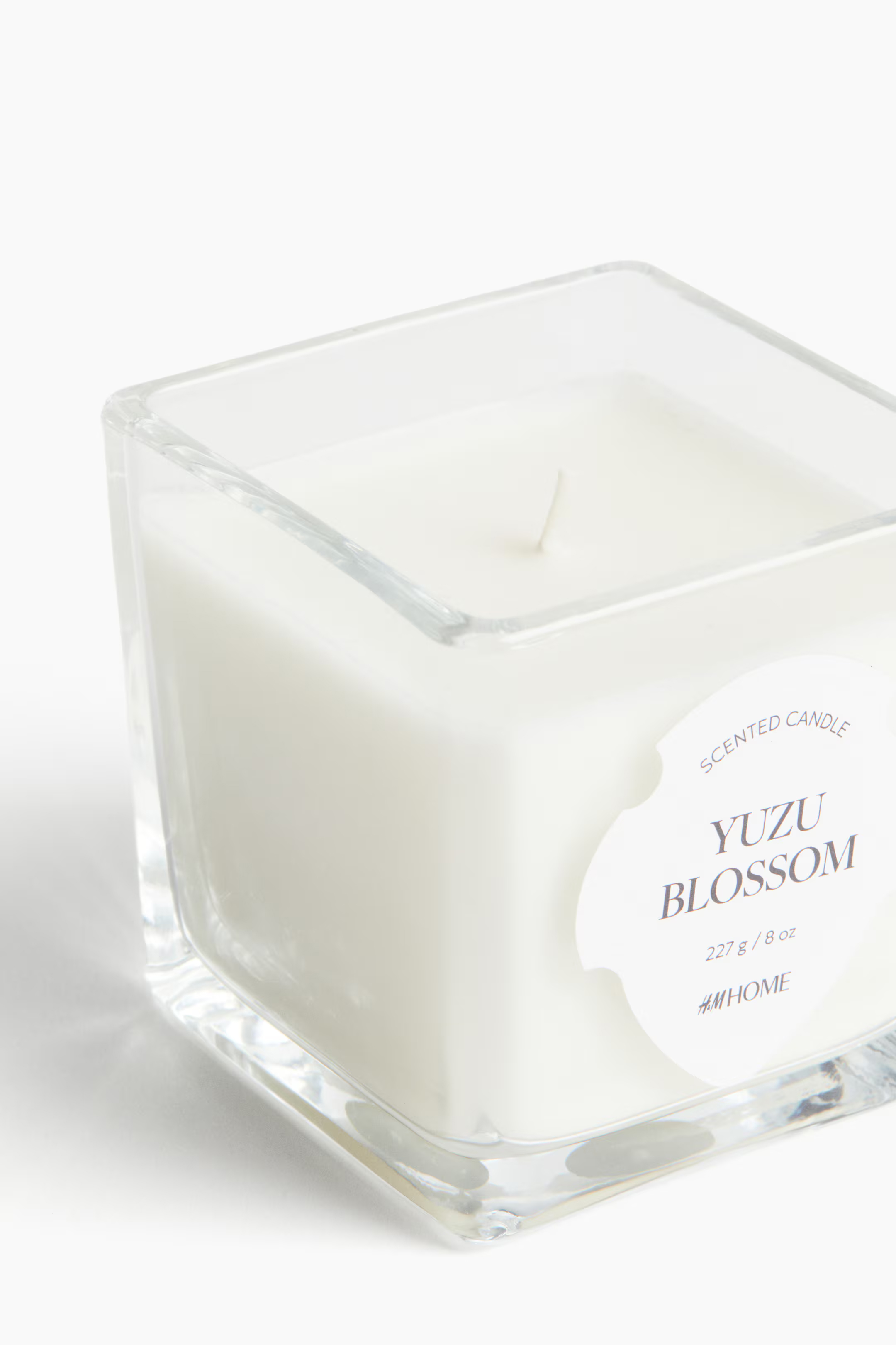 картинка Ароматическая свеча H&M, Yuzu Blossom от магазина Одежда+