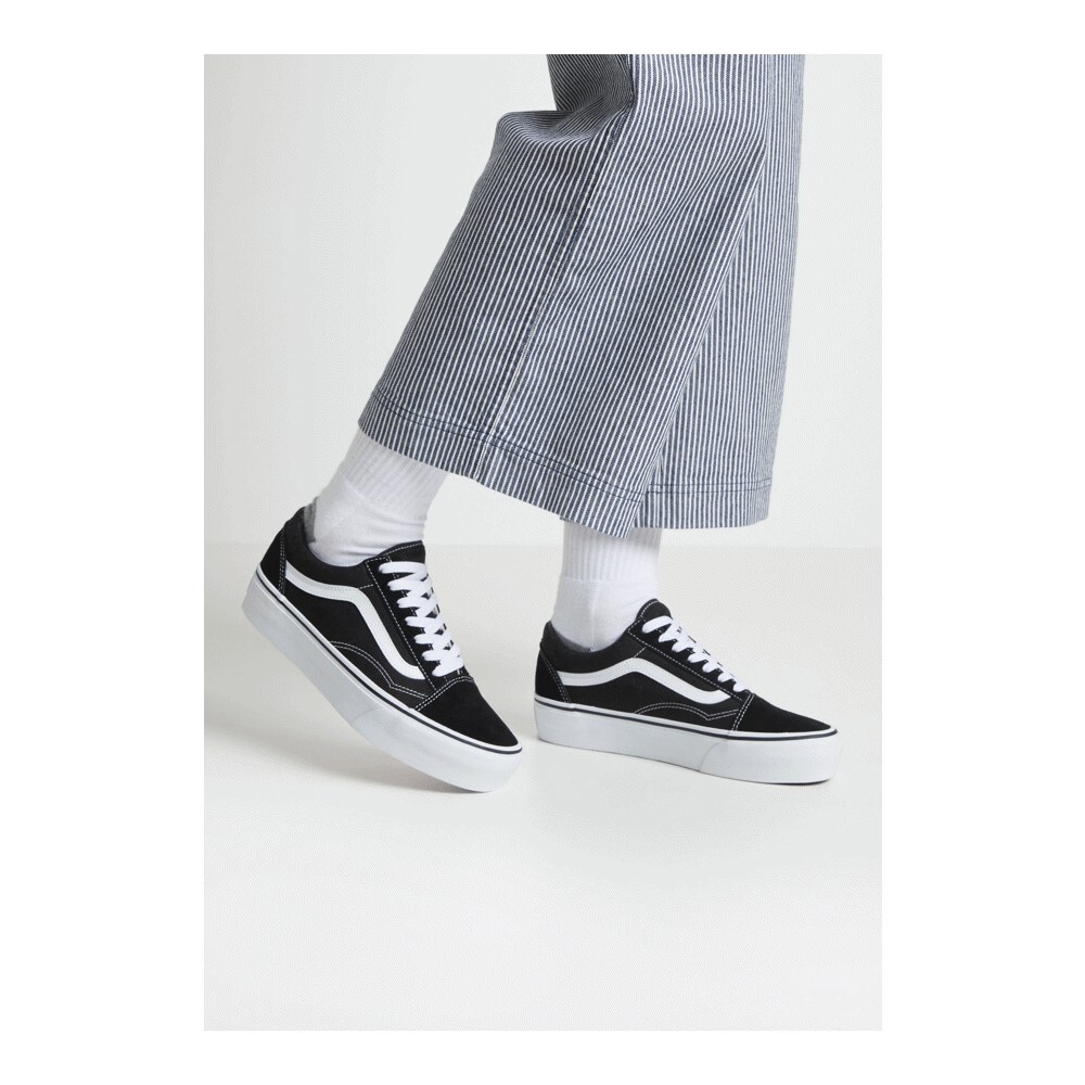 картинка Кеды Vans Old Skool Platform, черный/белый от магазина Одежда+