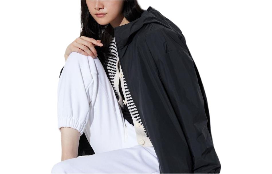 картинка Водостойкая солнцезащитная одежда для женщин UNIQLO, 465466/01 Белое облако от магазина Одежда+