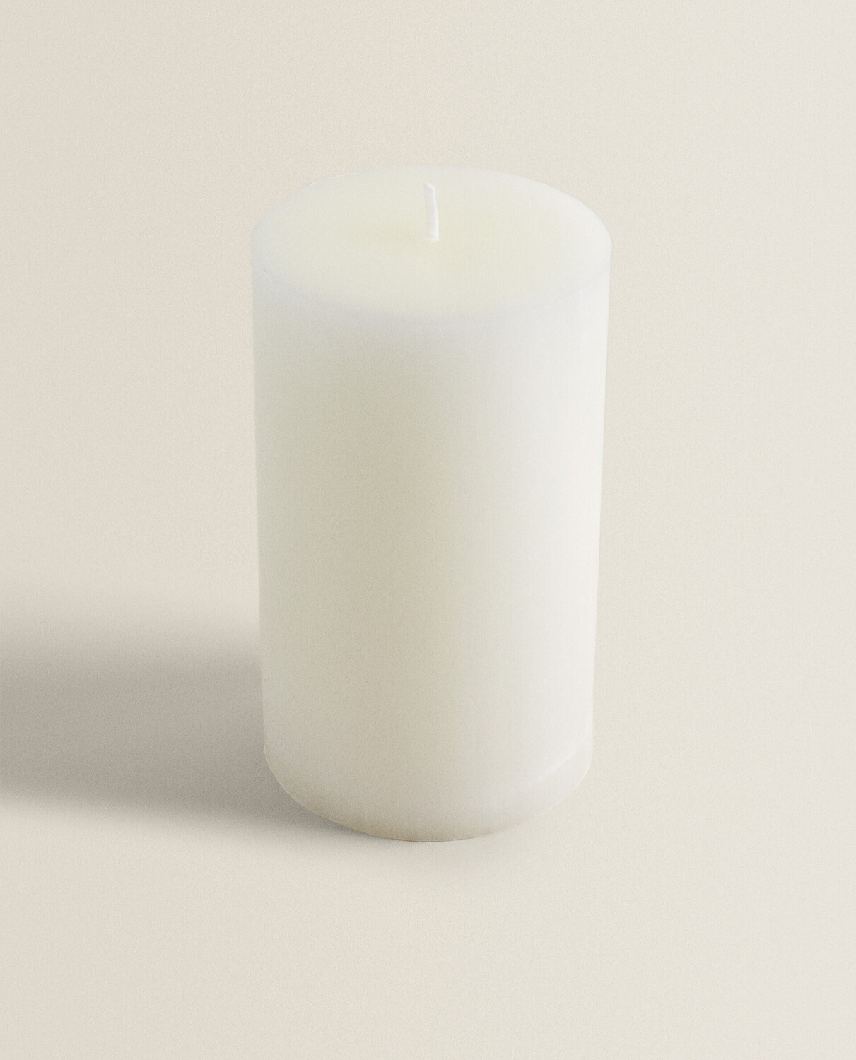 картинка Свеча Zara Home Cylindrical, белый от магазина Одежда+
