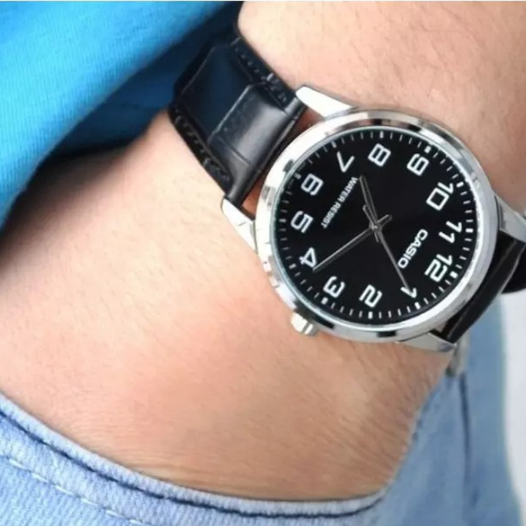 картинка Часы Casio Analog, арт. MTP-V001L-1B, серебристый/черный от магазина Одежда+
