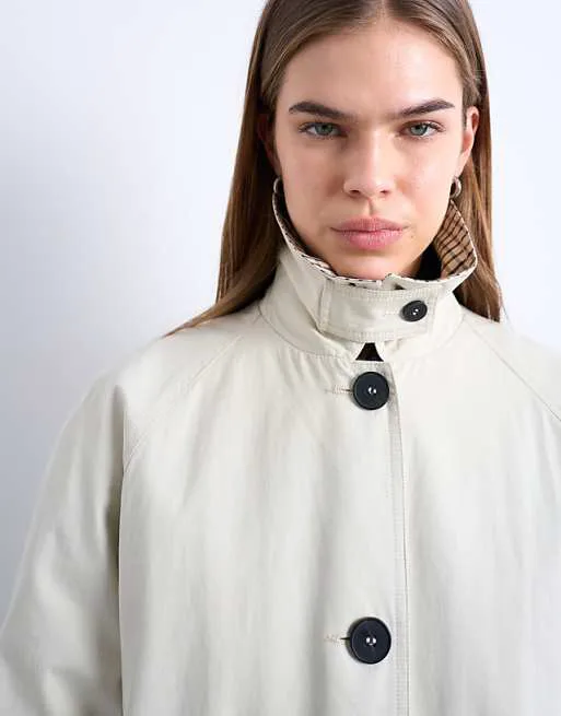 картинка Тренч Topshop в чистую контрастную клетку нейтрального цвета от магазина Одежда+