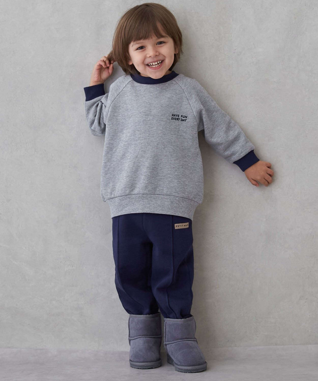 картинка Спортивные штаны на флисовой подкладке Petit main, Navy blue от магазина Одежда+