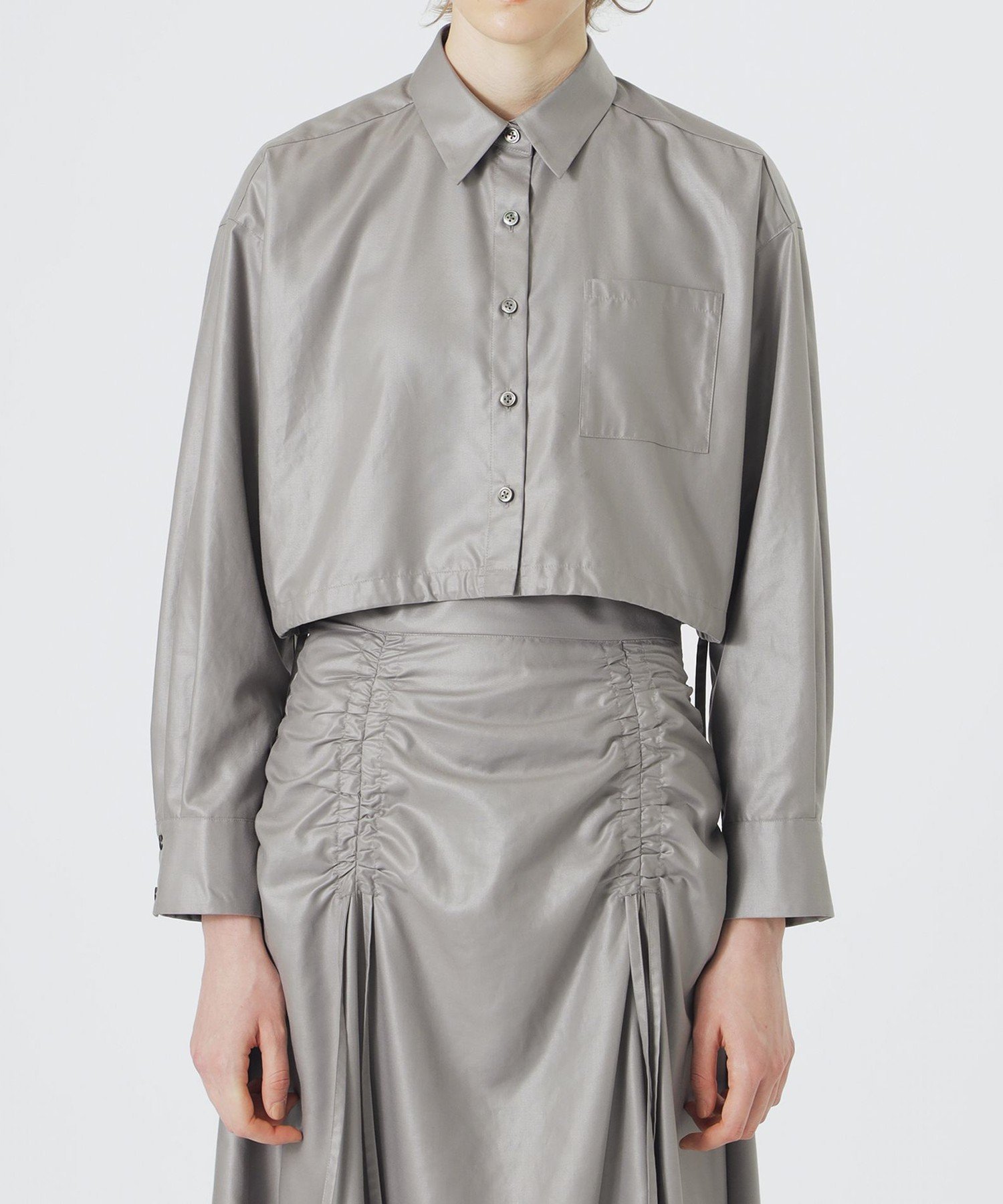 картинка Глянцевая укороченная рубашка Loveless, Charcoal Gray 1 от магазина Одежда+