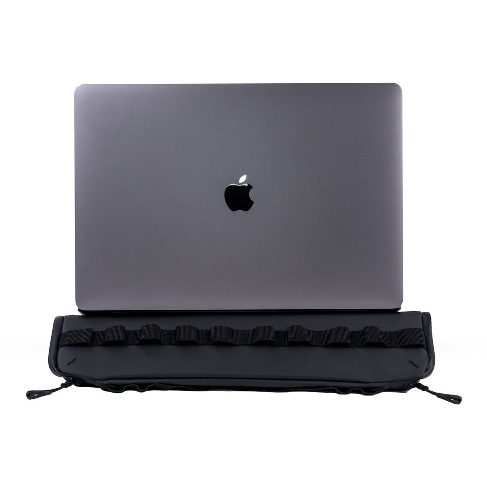 картинка Чехол для ноутбука Apple MacBook Pro, 14", черный от магазина Одежда+