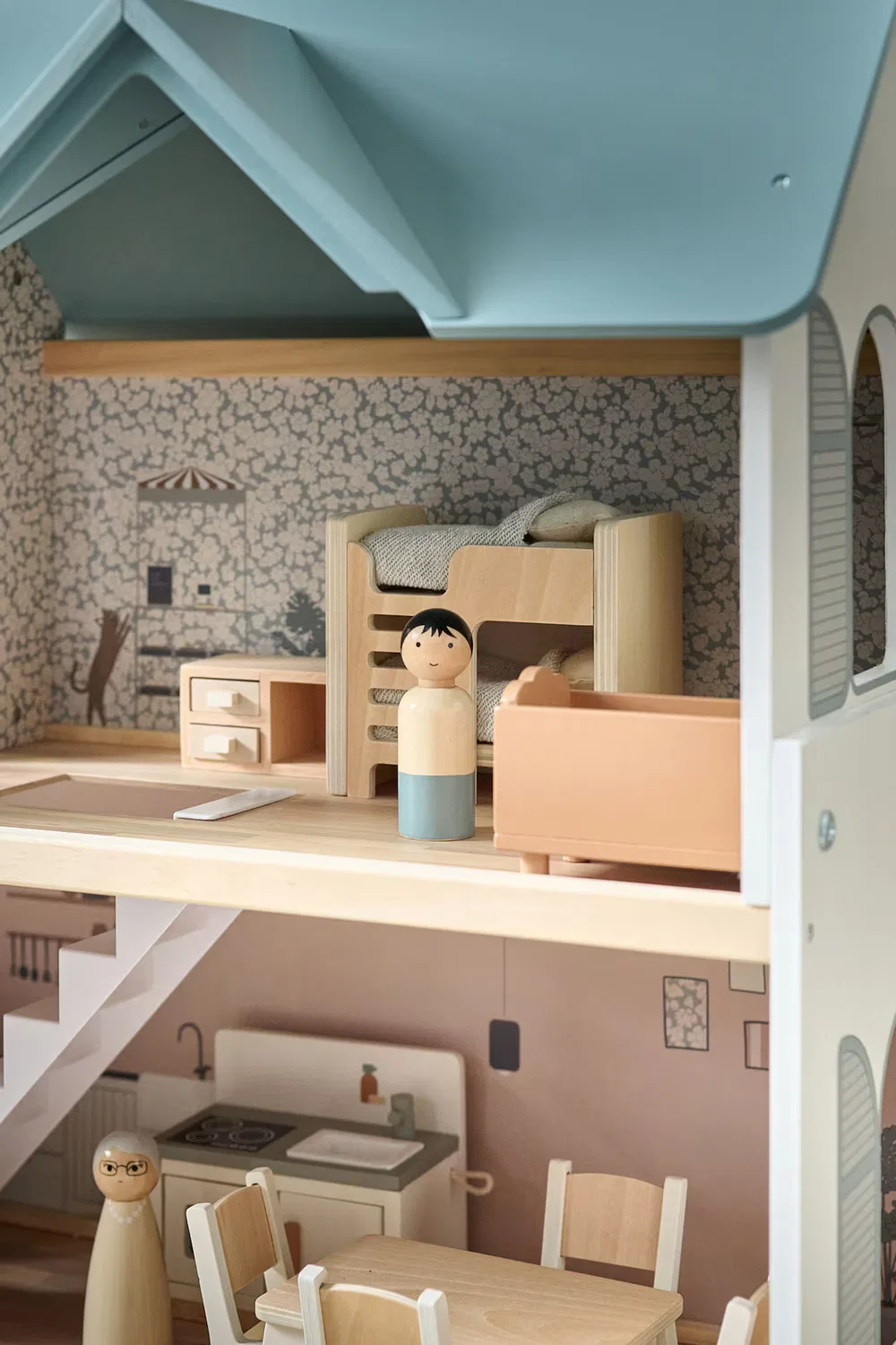 картинка Кукольный домик - кампания Petite Amélie, Pastellblau от магазина Одежда+