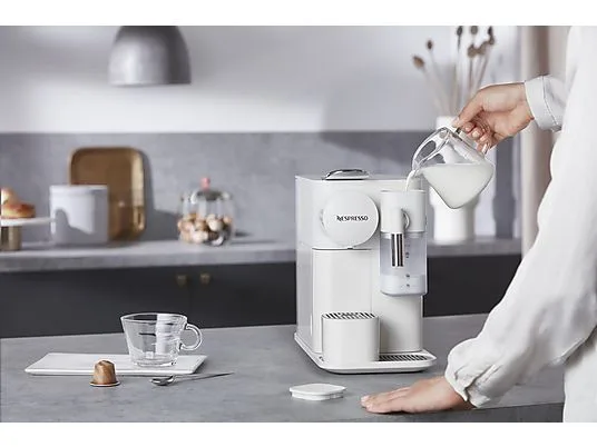 картинка Капсульная кофемашина DeLonghi Nespresso Lattissima One EN510.W, белый от магазина Одежда+