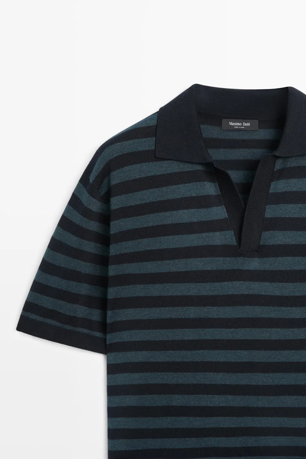 картинка Свитер-поло Massimo Dutti Contrast Striped Knit, индиго от магазина Одежда+