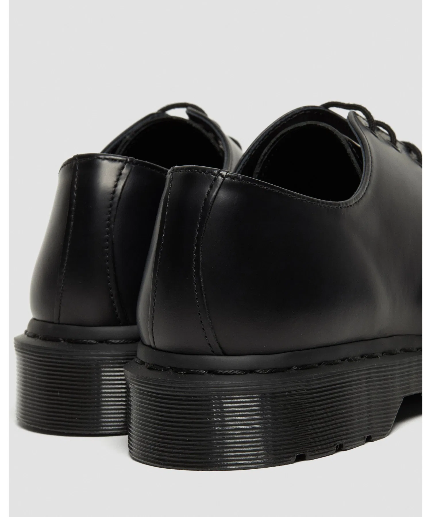 картинка Туфли Dr. Martens 1461 Mono 3-hole, классические, монохромные от магазина Одежда+