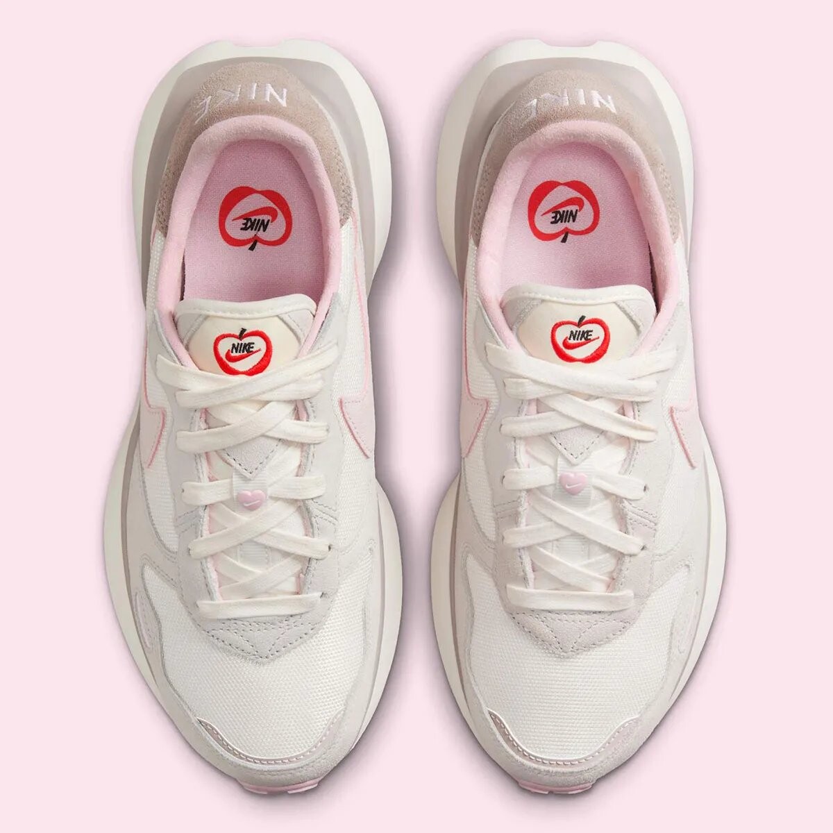 картинка Женские кроссовки Nike Phoenix Waffle 'Valentine's Day' от магазина Одежда+